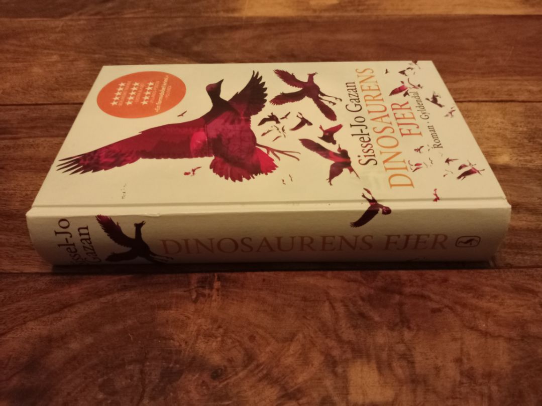 Dinosaurens fjer Sissel-Jo Gazan Gyldendal 2009