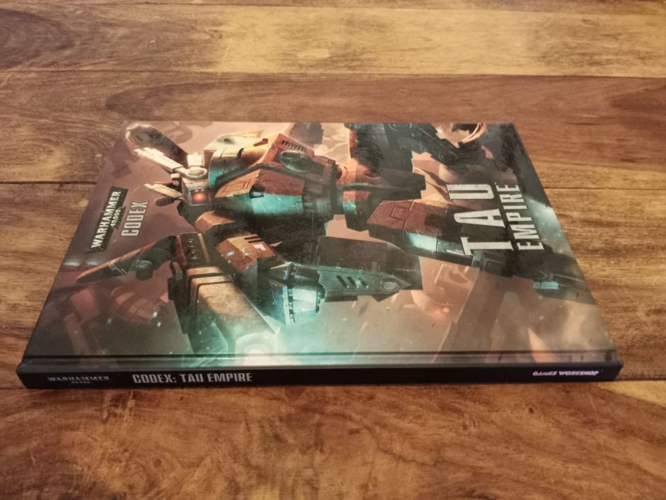 Warhammer 40,000 Codex Tau Empire Games Workshop 2012 Hardcover
