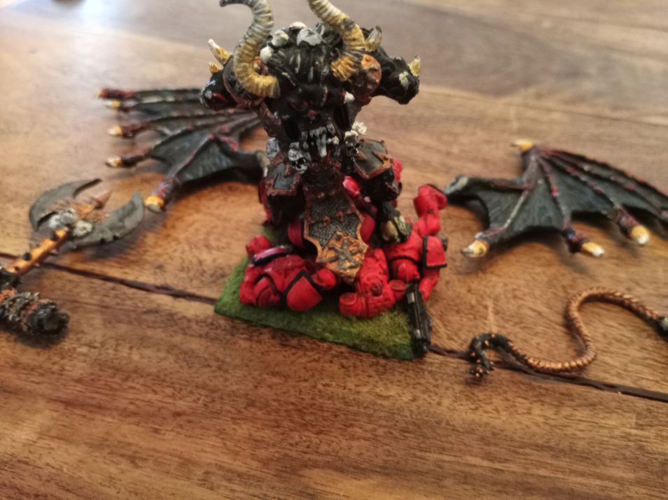 Warhammer 40K Chaos Bloodthirster the Greater Daemon of Khorne Metal Games Workshop