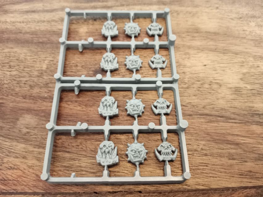 Warhammer 40K Greenskins Orc Shield Sprue Games Workshop