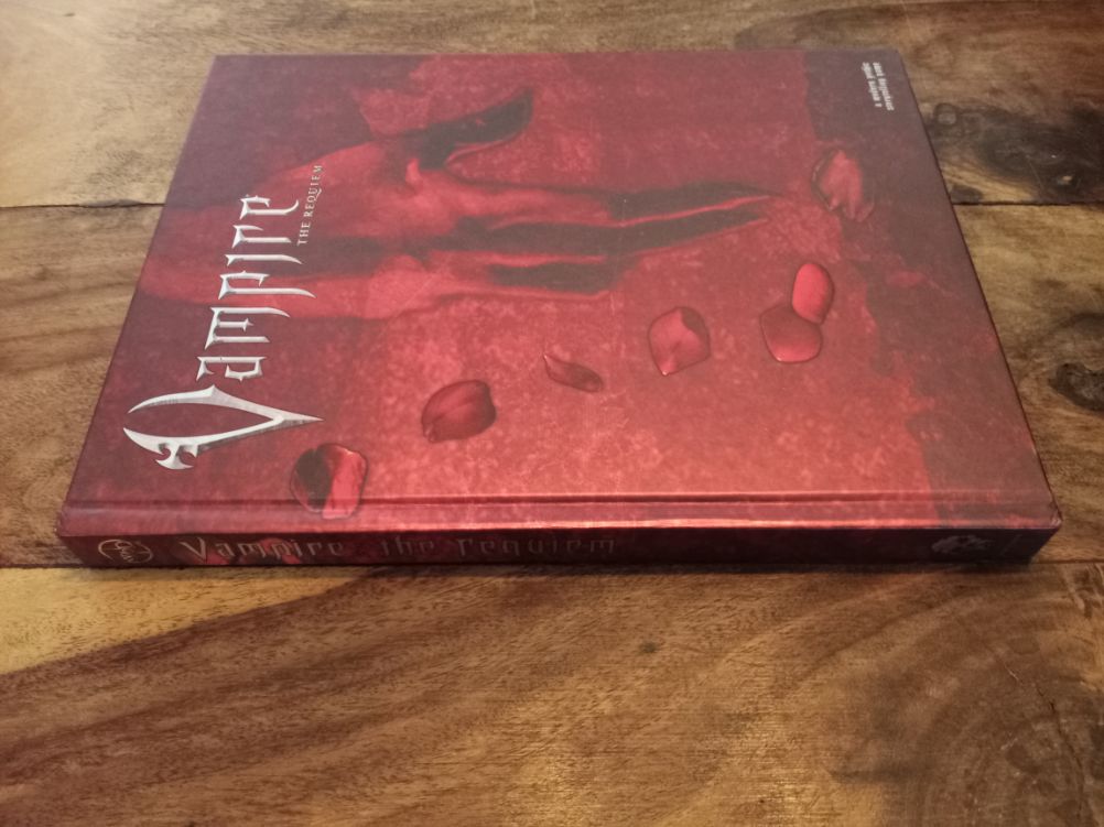 Vampire The Requiem Core Hardcover WWP 25000 World of Darkness White Wolf 2004
