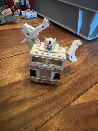 Transformers Ultra Magnus Action Figures