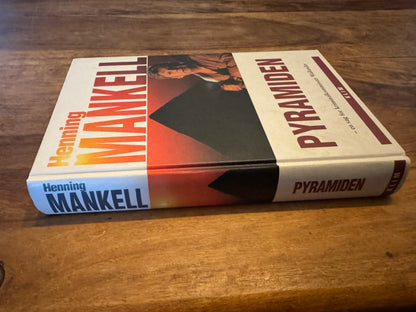 Pyramiden Henning Mankell