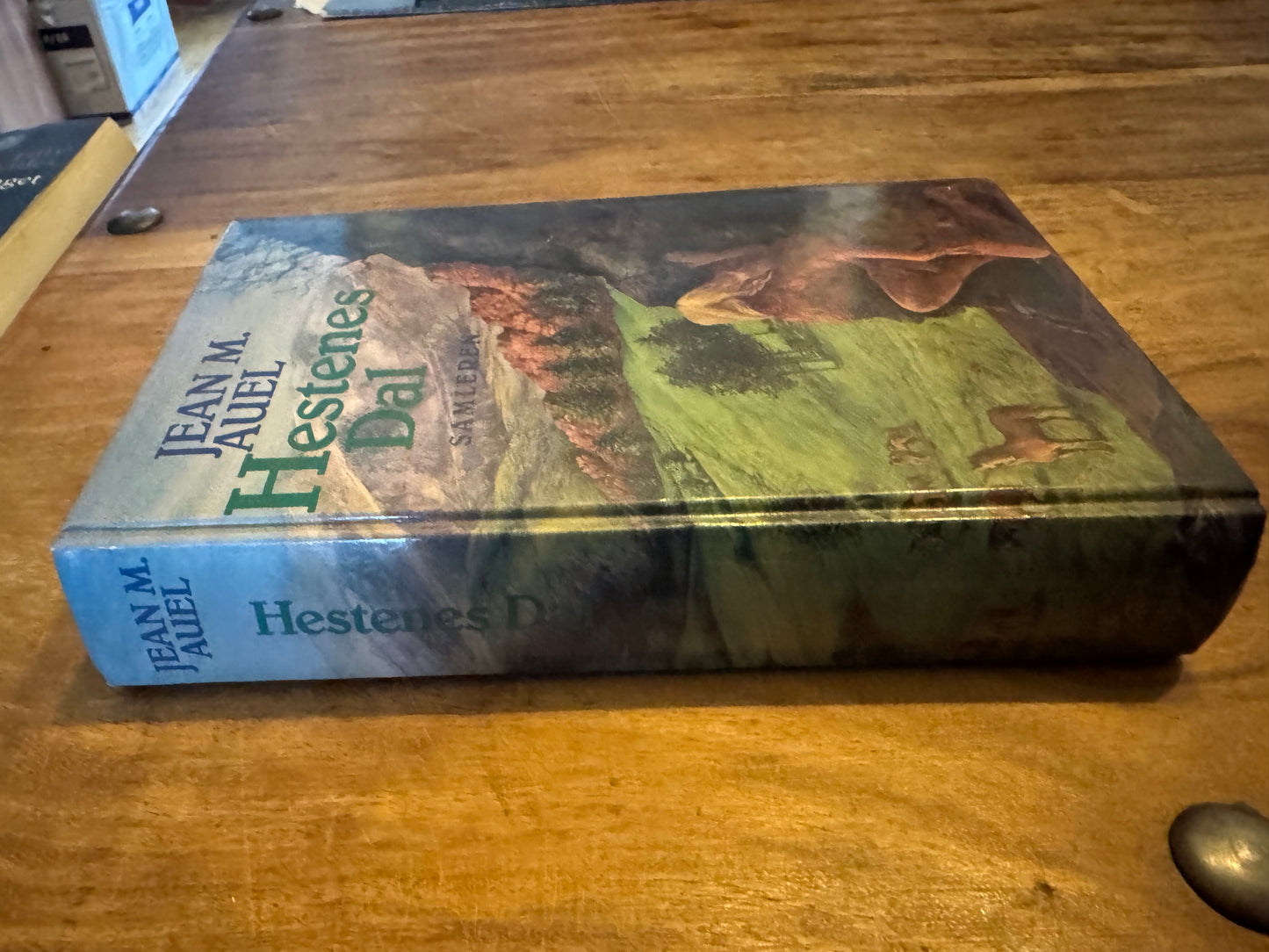 Hestenes Dal Jean M. Auel