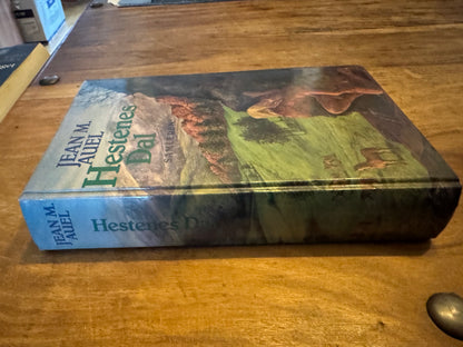 Hestenes Dal Jean M. Auel