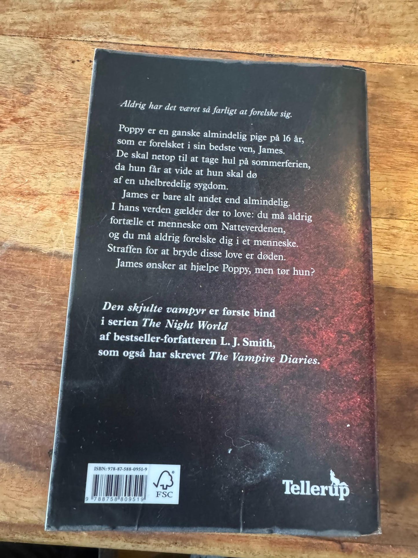 Den Skjulte Vampyr Night World #1 L. J. Smith