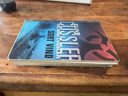 Sort Vind Clive Cussler og Dirk Cussler