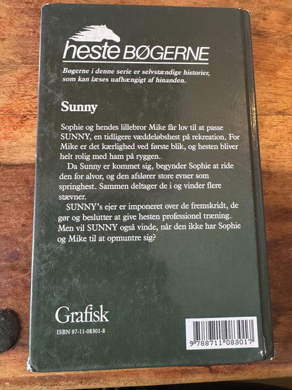 Sunny Mary-Ellen Lang Collura