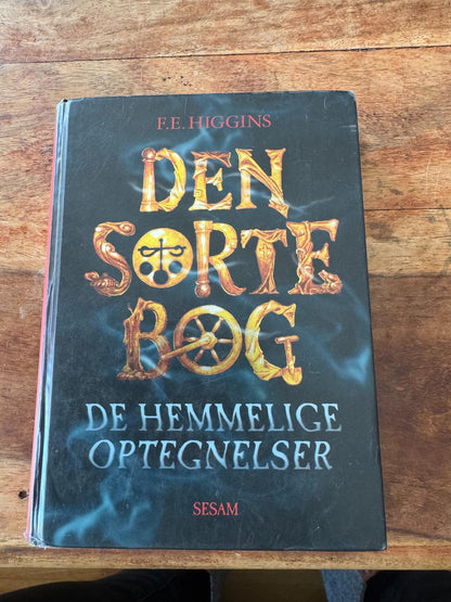 Den sorte bog - de hemmelige optegnelser F.E. Higgins