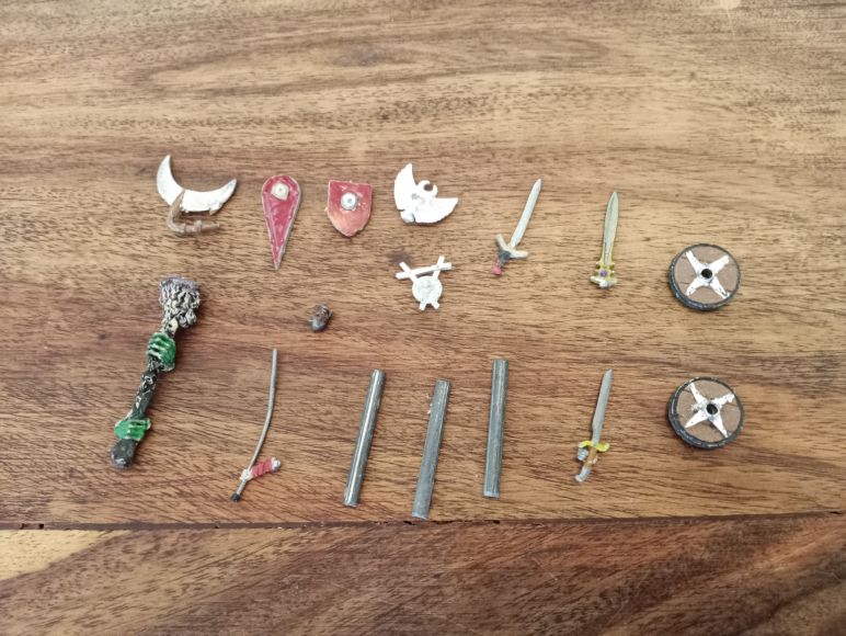 Fantasy Bits Metal Miniatures
