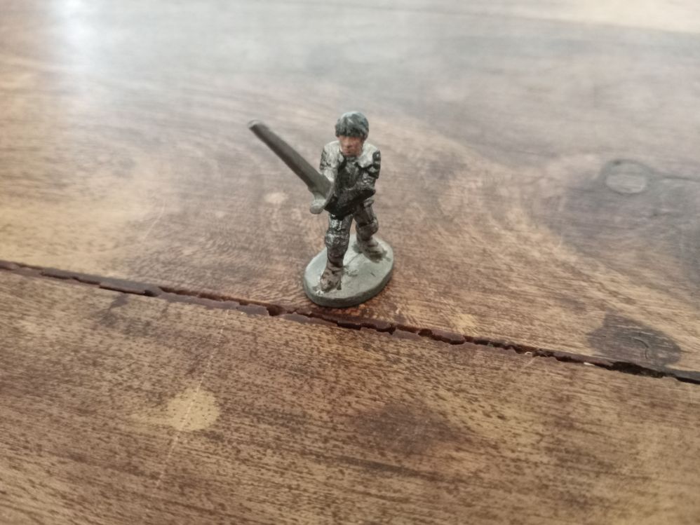 Grenadier Miniatures Warrior with 2h Sword Metal