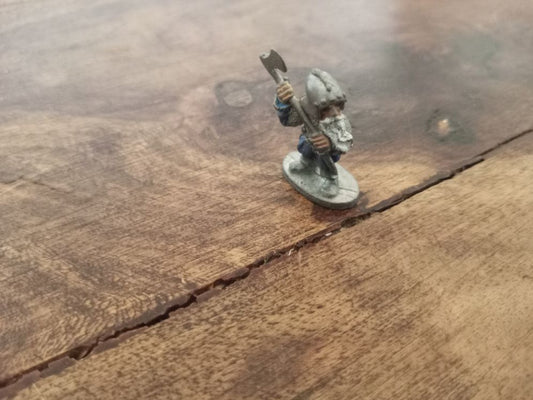 Grenadier Miniatures Dwarf with 2h Axe Metal
