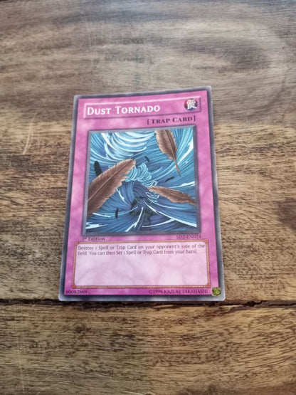 Yu-Gi-Oh! Dust Tornado SD2-EN024