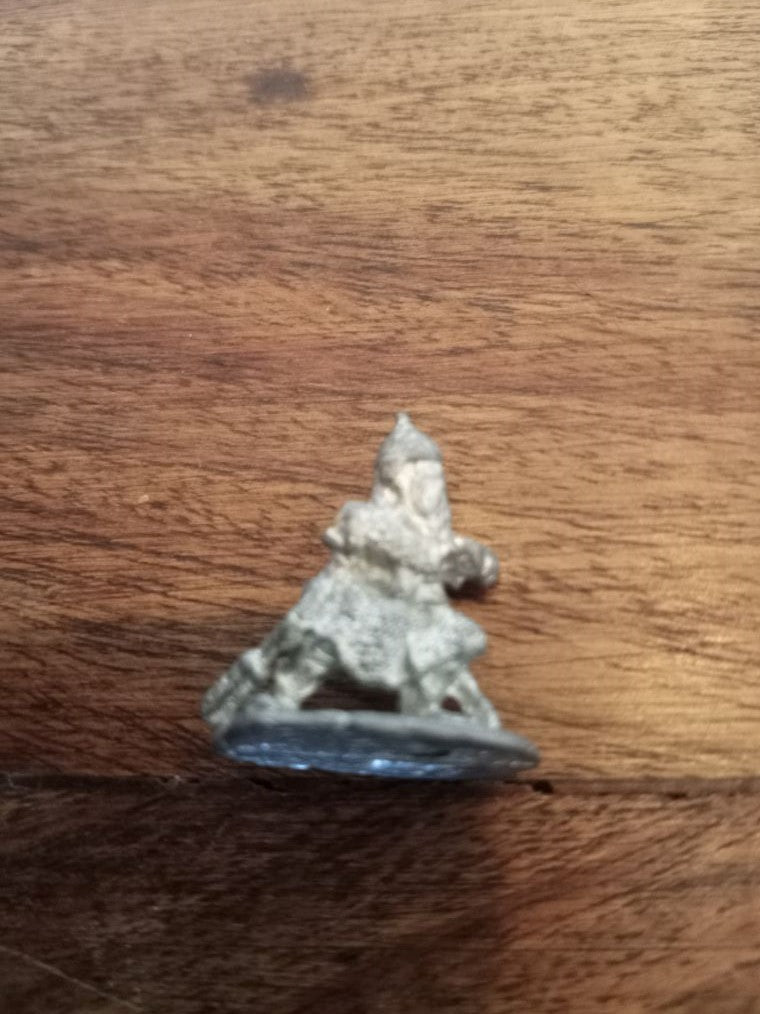 Dwarf Miniature With Platemail & Mace Metal
