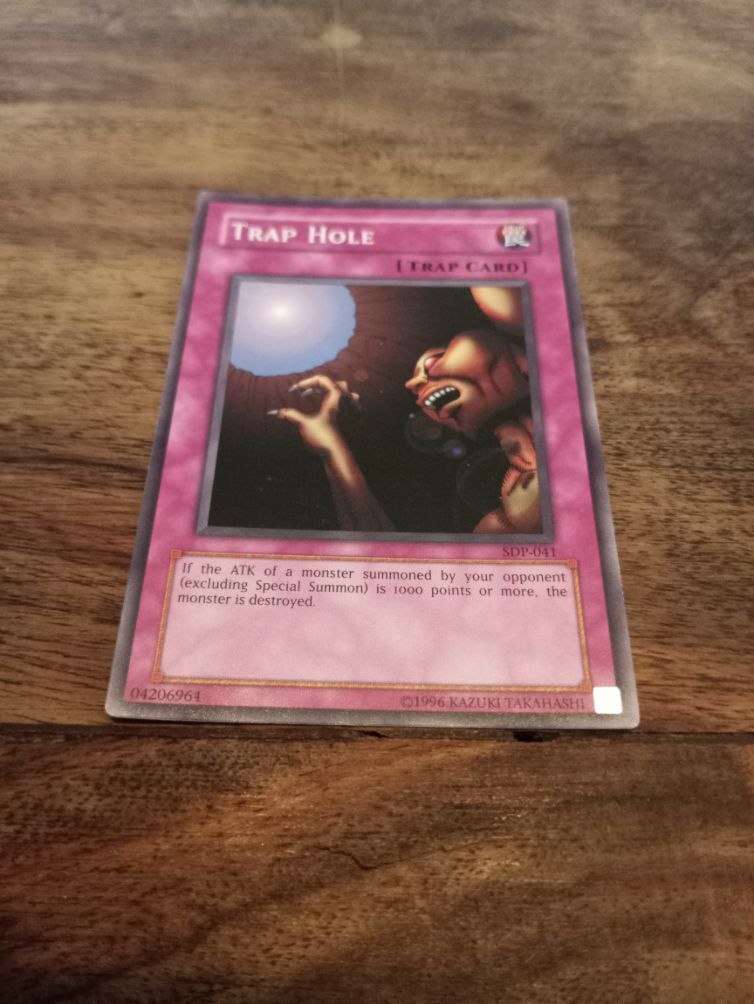 Yu-Gi-Oh! Trap Hole SDP-041