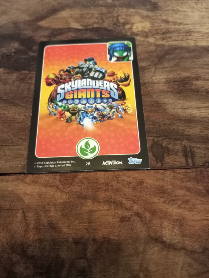 Skylanders Stealth Elf 28 Topps Trading Cards