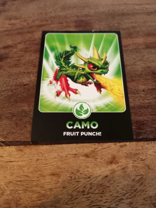 Skylanders Camo 25 Topps Trading Cards