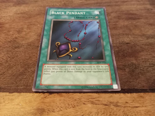 Yu-Gi-Oh! Black Pendant SDP-025