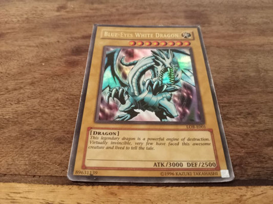 Yu-Gi-Oh! Blue-Eyes White Dragon Holographic LOB-001