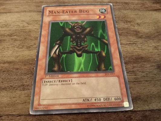 Yu-Gi-Oh! Man-Eater Bug SYE-017