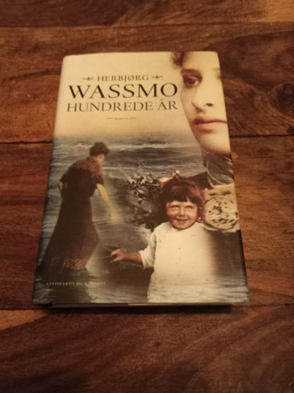 Hundrede år Herbjørg Wassmo Lindhardt og Ringhof 2019