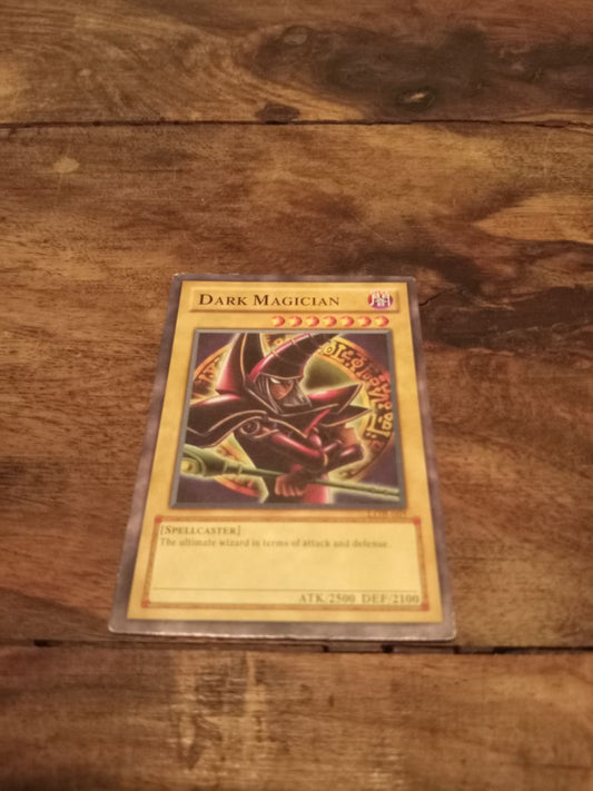 Yu-Gi-Oh! Dark Magician LOB-005