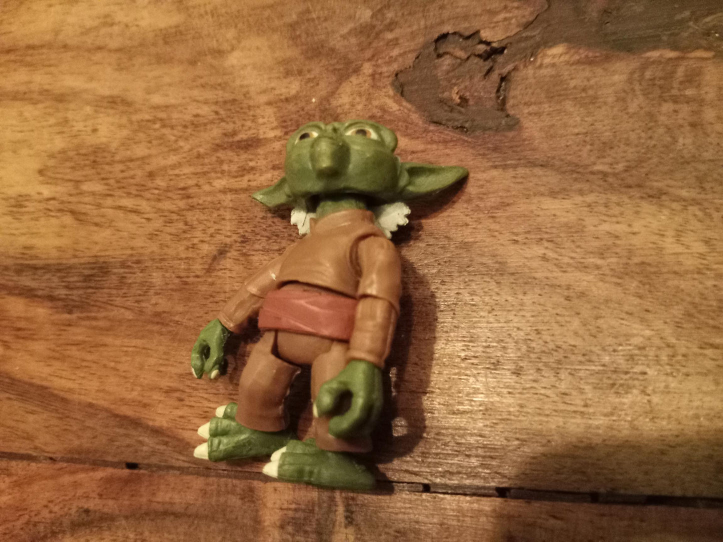 Star Wars Yoda Action Figure 2.5" Hasbro 2009