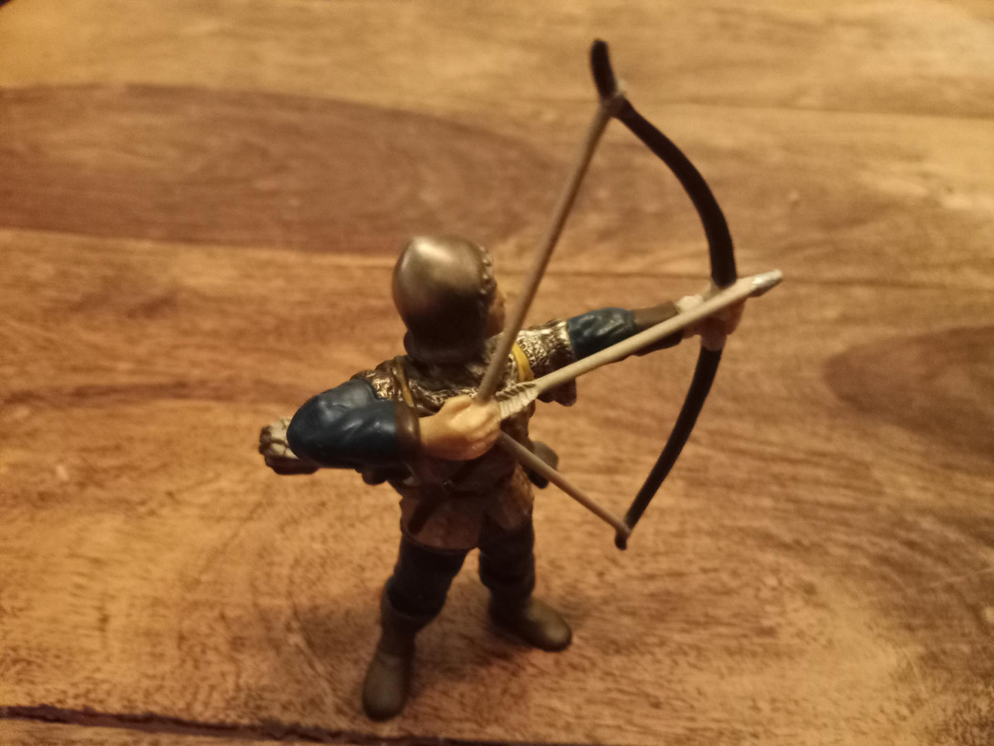 Schleich Knight with bow and arrow 2003