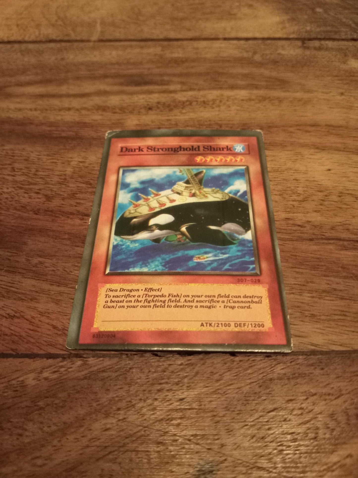 Yu-Gi-Oh! Dark Stronghold Shark 307-029