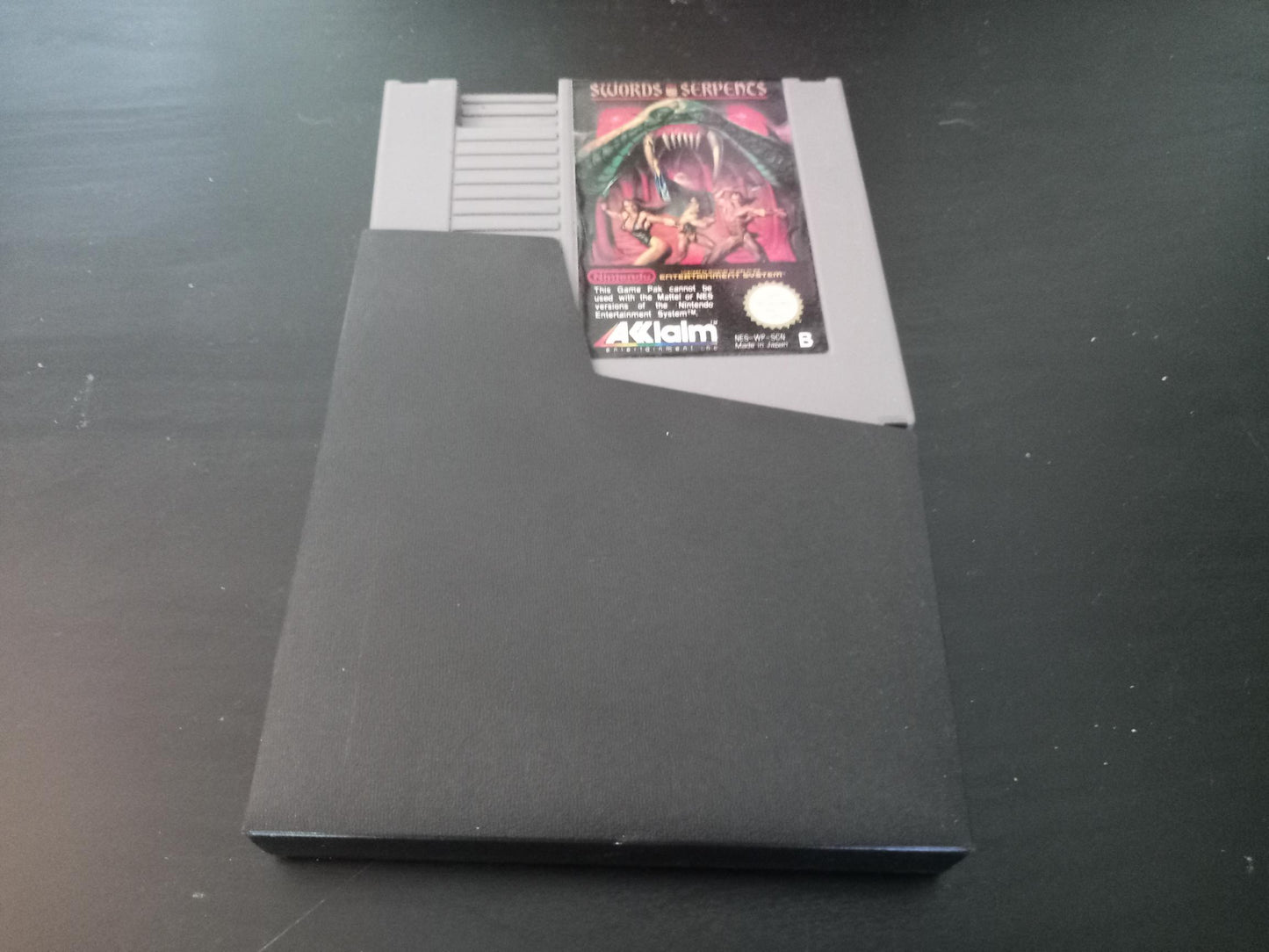 Nintendo Entertainment System Swords and Serpents Classic Video Game