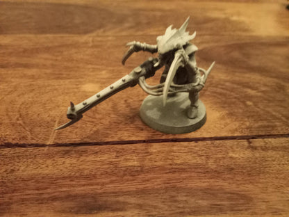 Warhammer 40k Tyranid Warrior with Venom Cannon Games Workshop