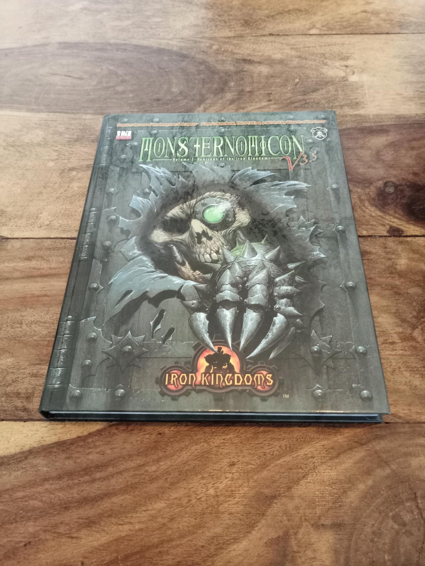 Monsternomicon #1 Denizens of the Iron Kingdoms 3.5 PIP 202 Privateer Press 2005