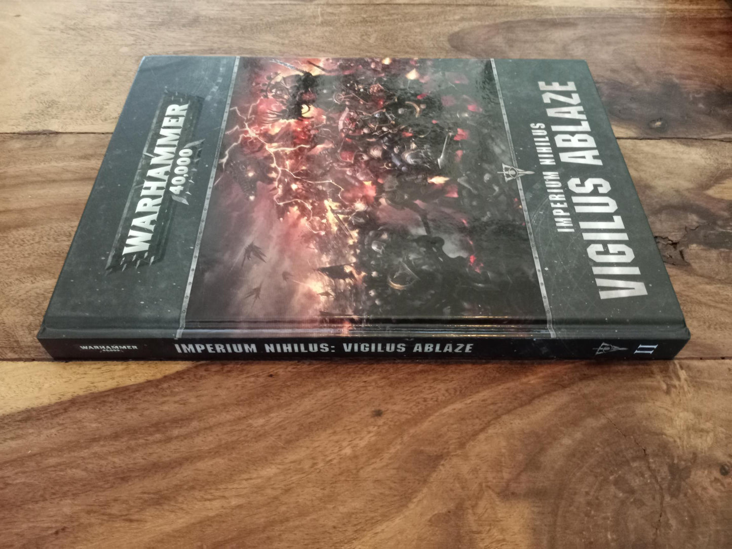 Warhammer 40k Imperium Nihilus Vigilus Ablaze Hardcover Games Workshop 2019