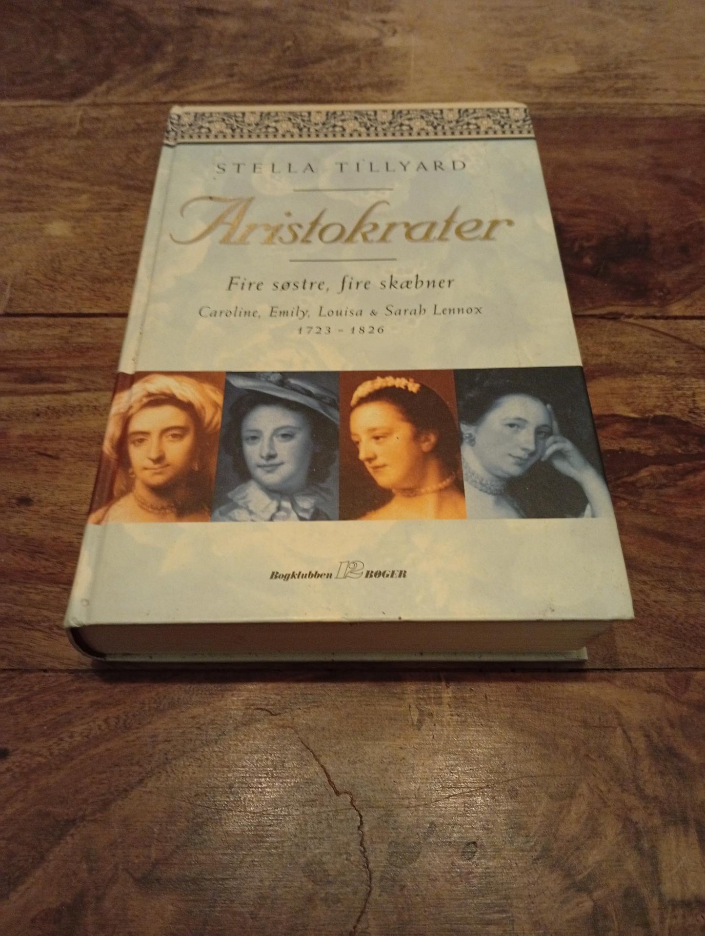 Aristokrater. Fire søstre, fire skæbner Hardcover Stella Tillyard