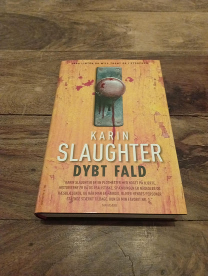 Dybt fald Karin Slaughter Hr. Ferdinand 2010