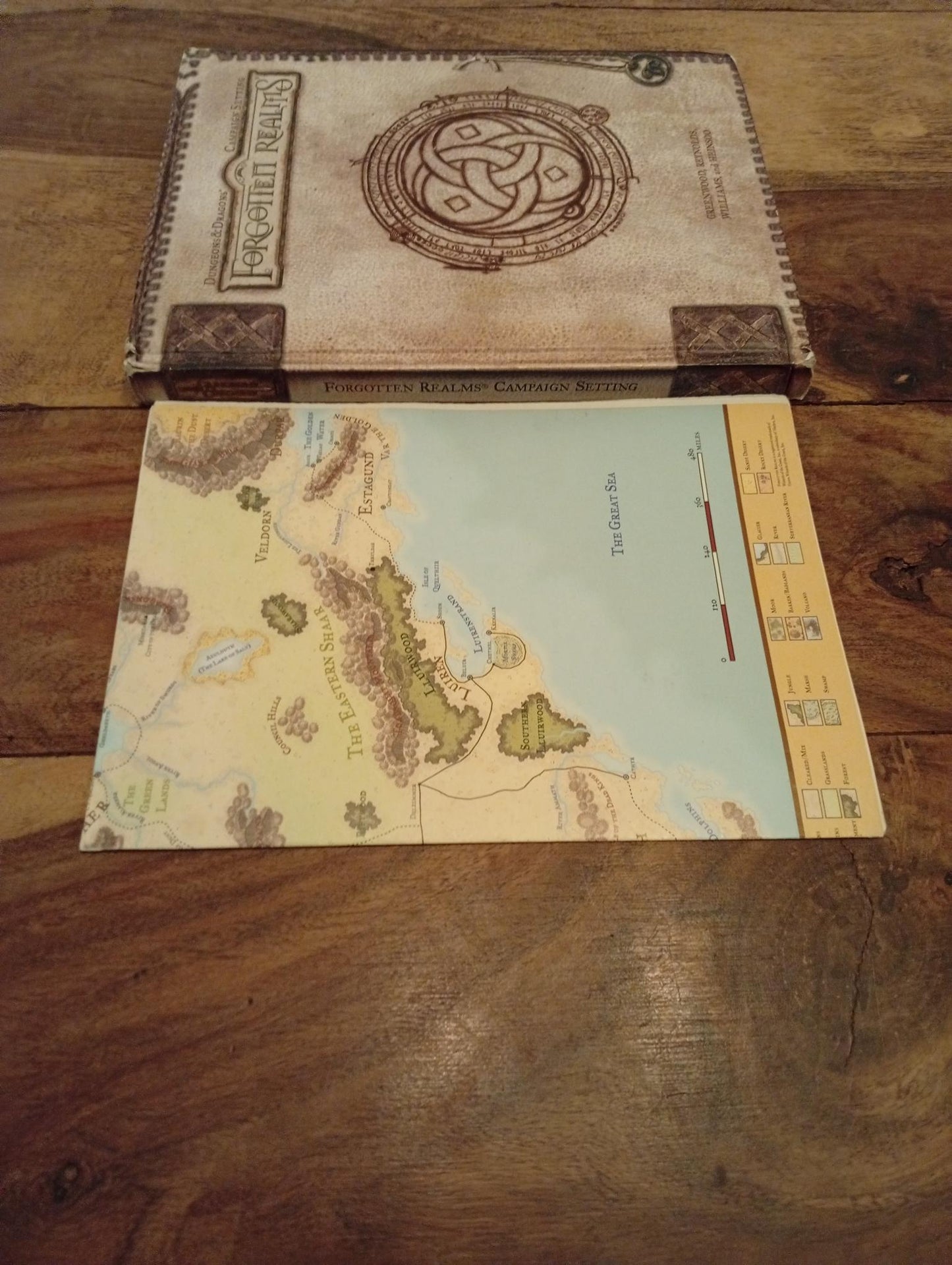 Forgotten Realms Campaign Setting With Map D&D Wizards of the Coast 2001