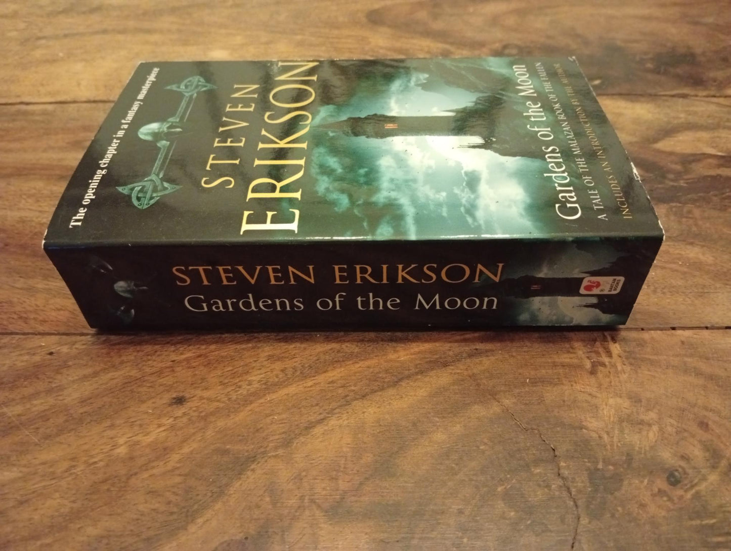 Gardens of the Moon The Malazan Book #1 Steven Erikson