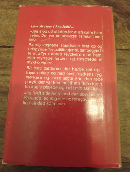 Revolver på afveje Ross Macdonald Lademann 1974