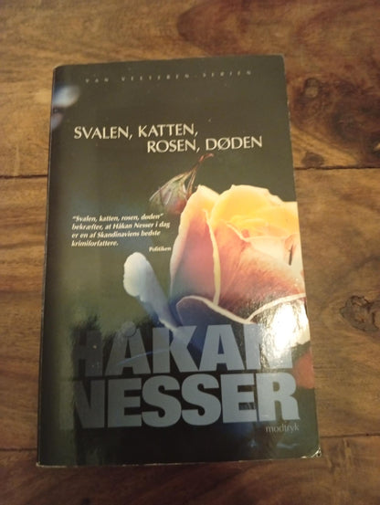 Svalen, katten, rosen, døden Håkan Nesser Modtryk 2015