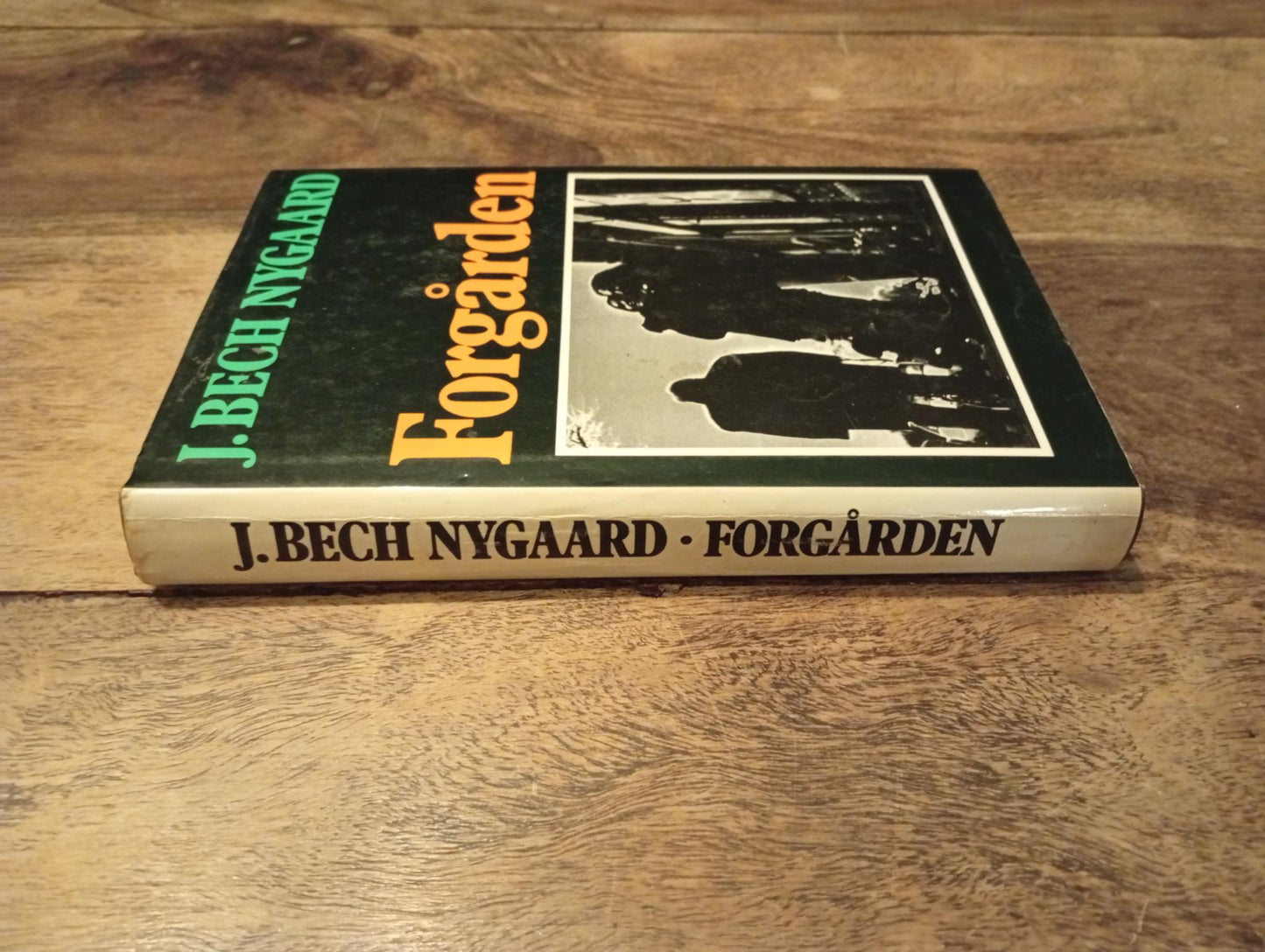 Forgården J.Bech Nygaard Bogsamleren 1974