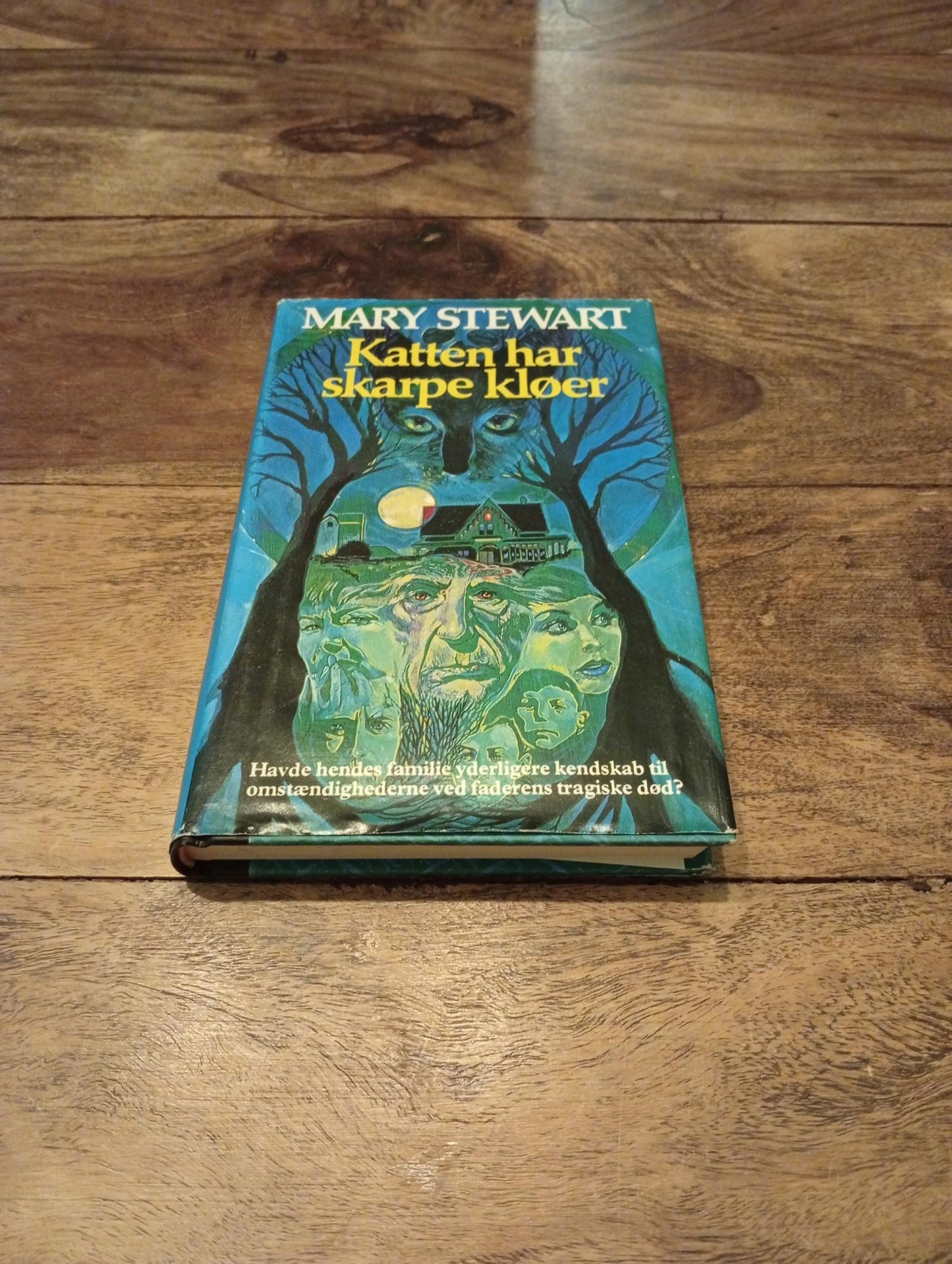 Katten har skarpe kløer Mary Stewart