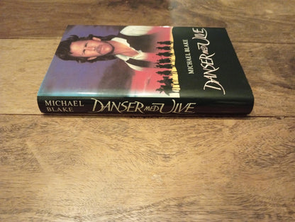 Danser med Ulve Hardback Michael Blake Lademann 2003