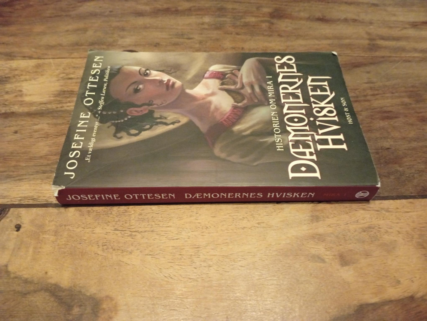Dæmonernes hvisken Josefine Ottesen 2005