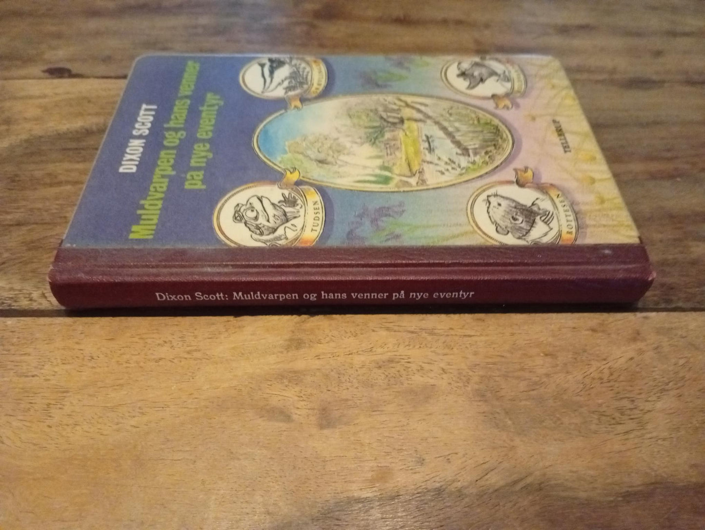 Muldvarpen og hans venner på nye eventyr Dixon Scott