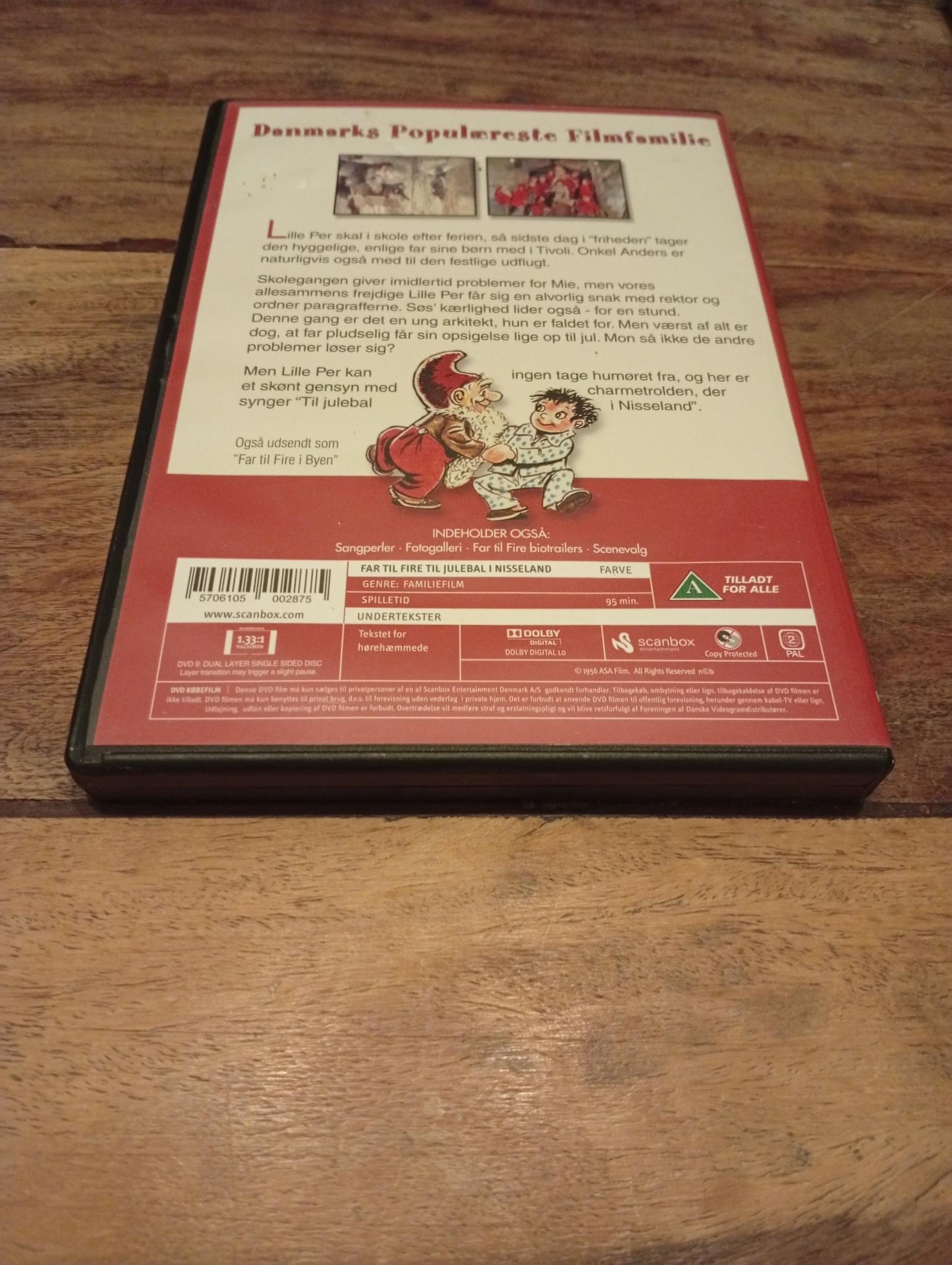 Til julebal i Nisseland - Far til fire i byen 1956