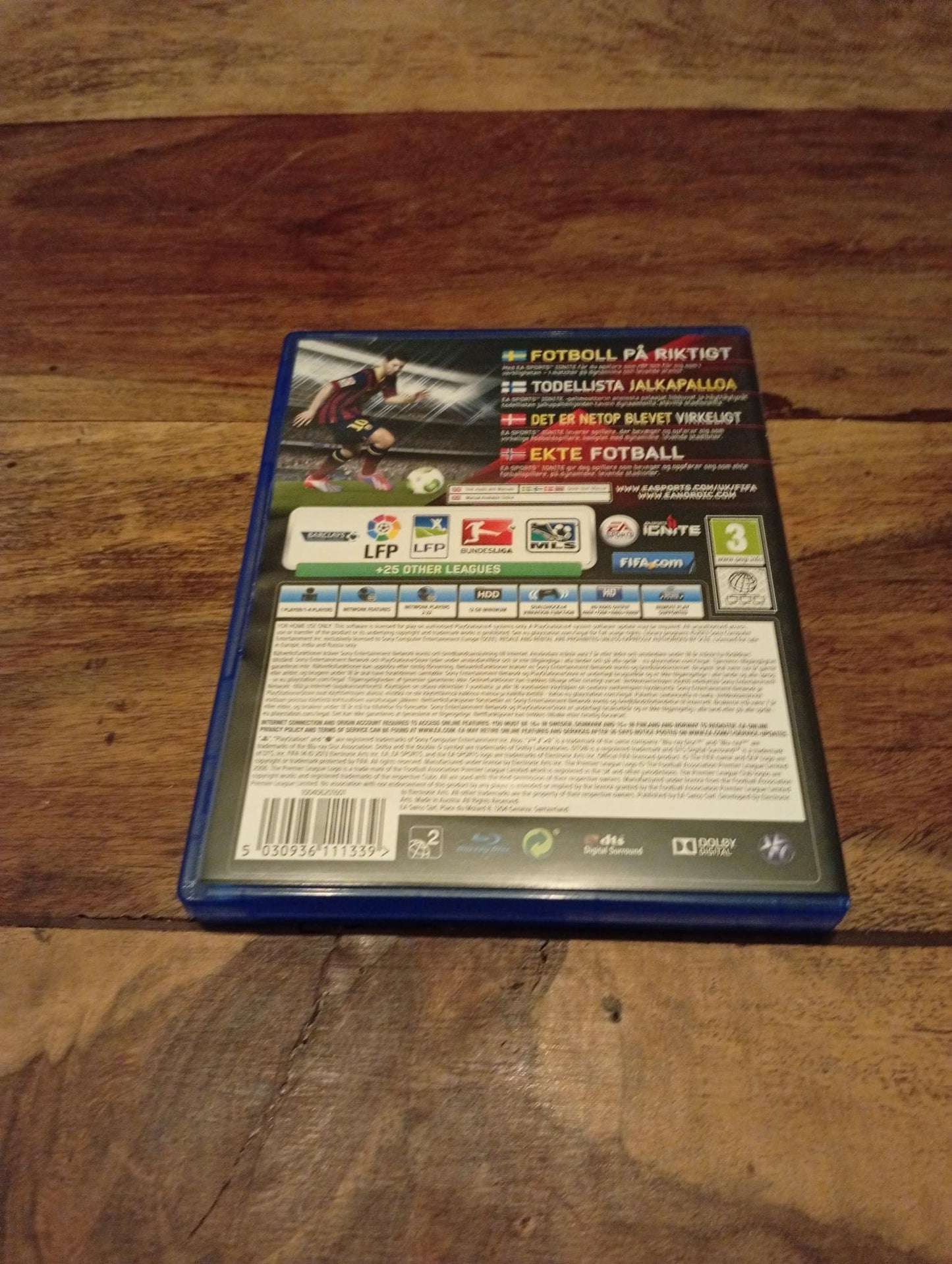 PlayStation 4 FIFA 14 2013