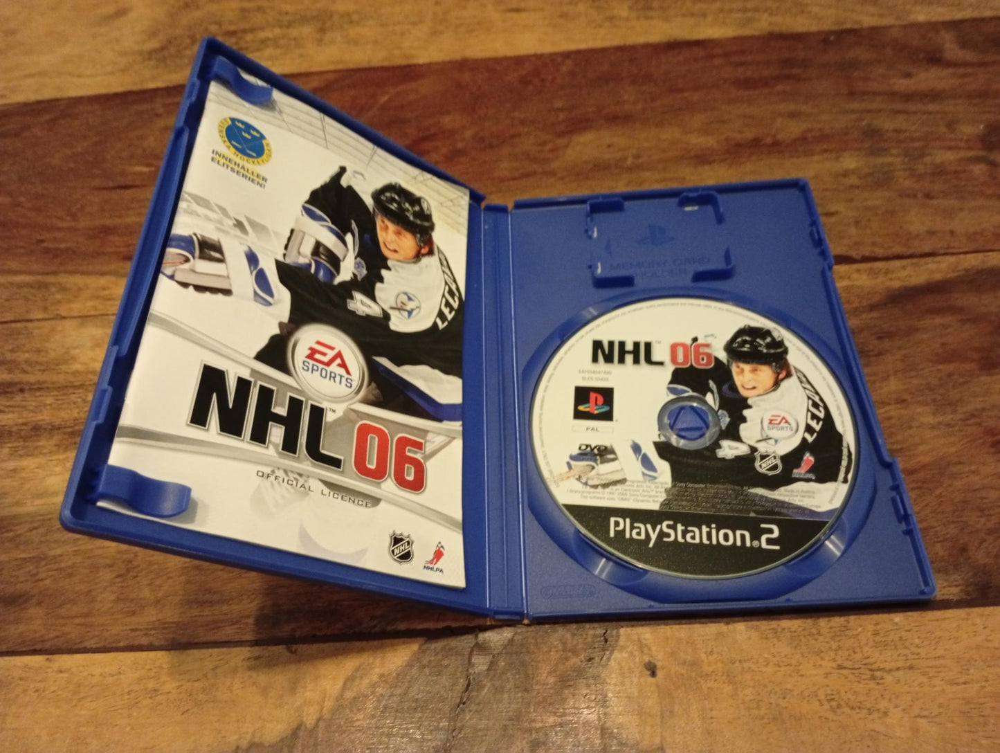 PlayStation 2 NHL 06 2005
