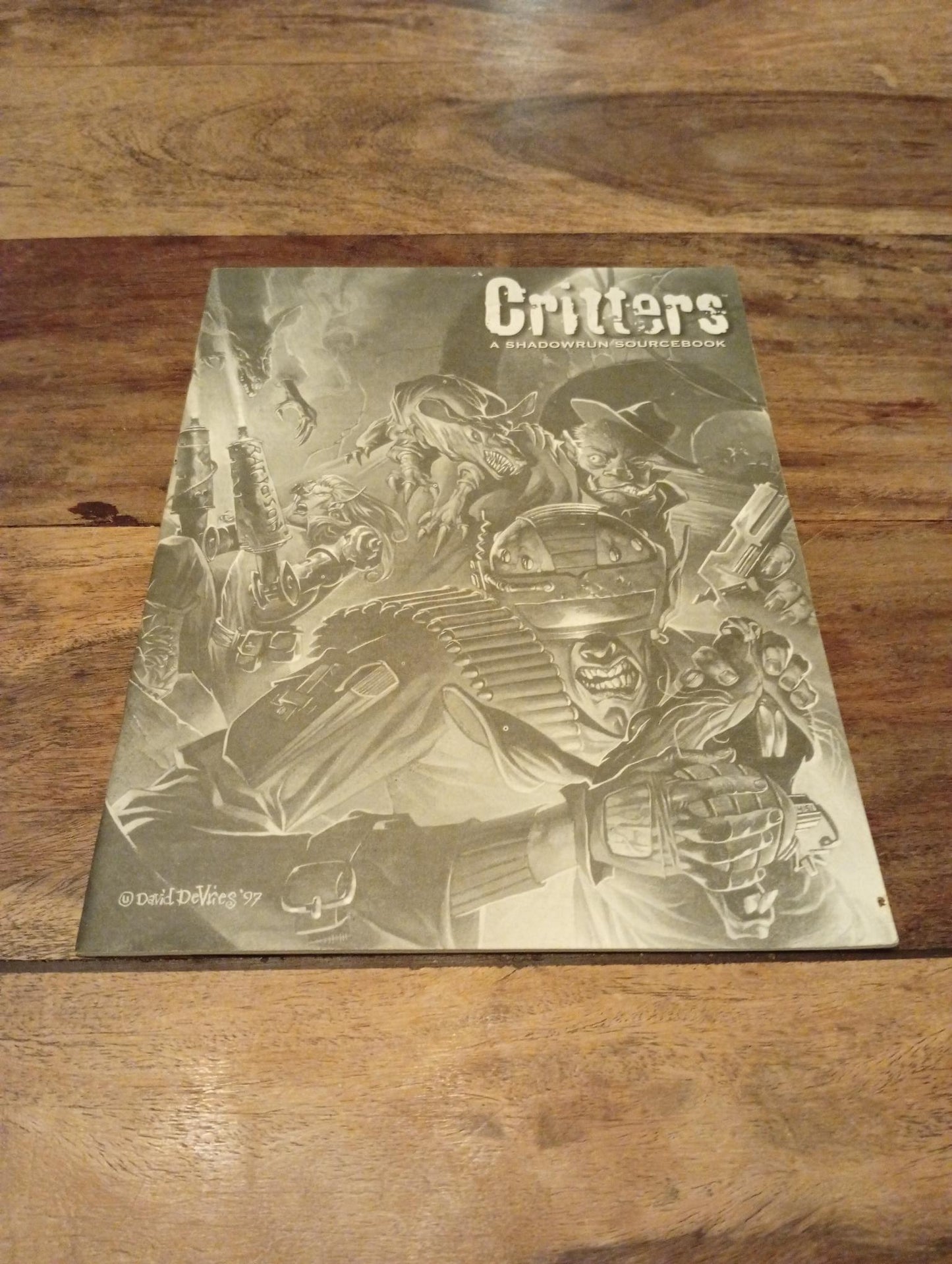 Shadowrun Gamemaster's Screen and Critters 3rd Ed FASA 2001