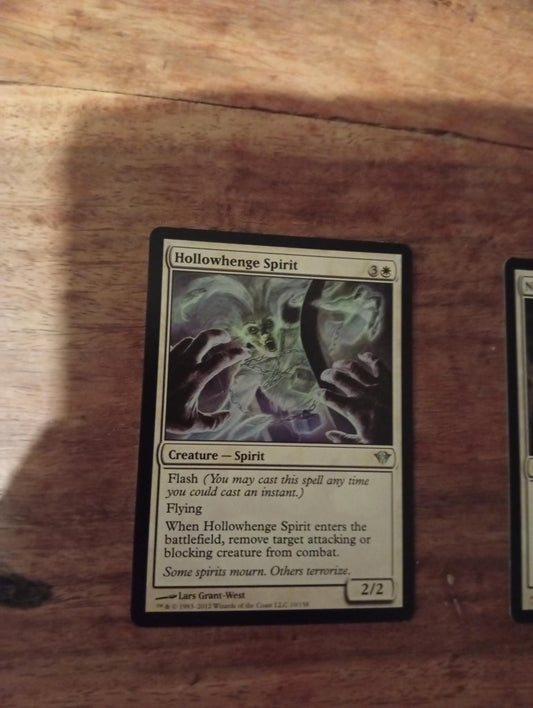 Magic The Gathering Hollowhenge Spirit 10/158 Dark Ascension