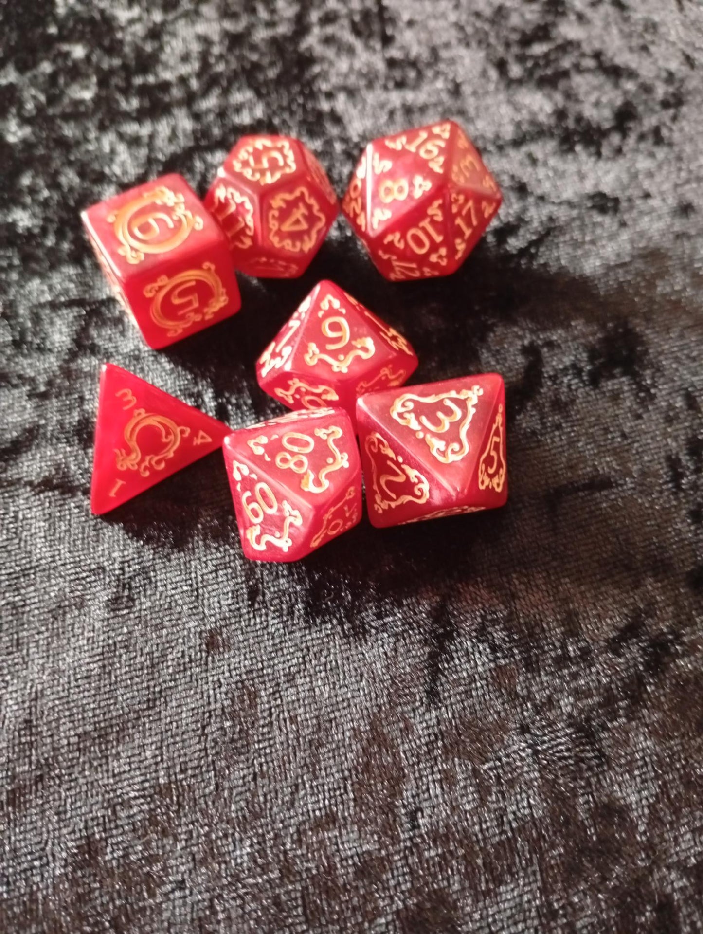 Dice set: 7-piece set includes one D4, D6, D8, D10, D12, D20 and D100 D10 Procent
